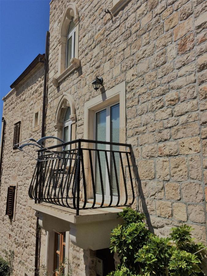 Apartman Pod Forticu Hvar Town Exterior photo